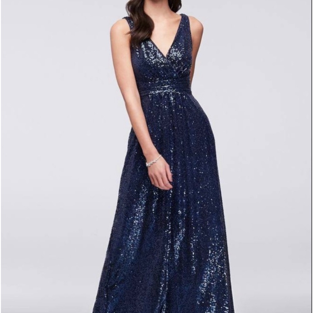 David’s Bridal Sequin VNeck Dress with Satin Piping gown NAVY